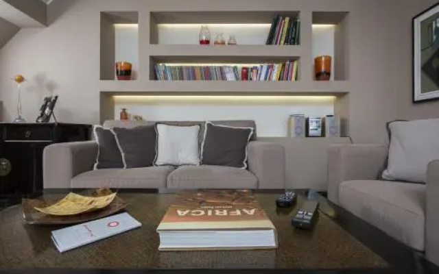 Suzzani Halldis Apartment