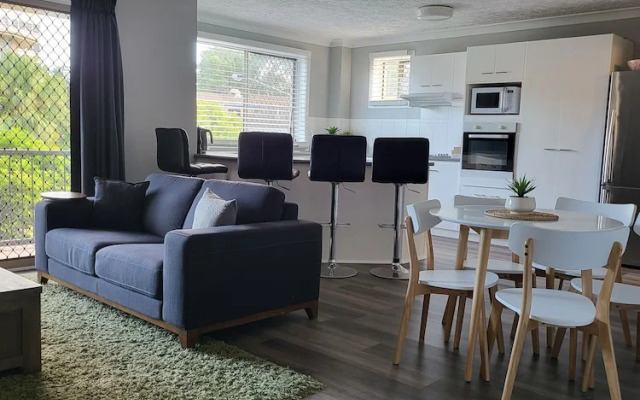 3 Bedroom Surfers Paradise Apartment