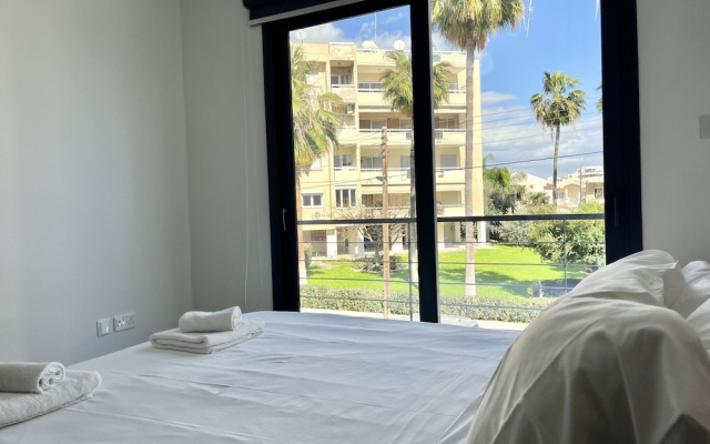 148 LIM - Stay Lumiere House