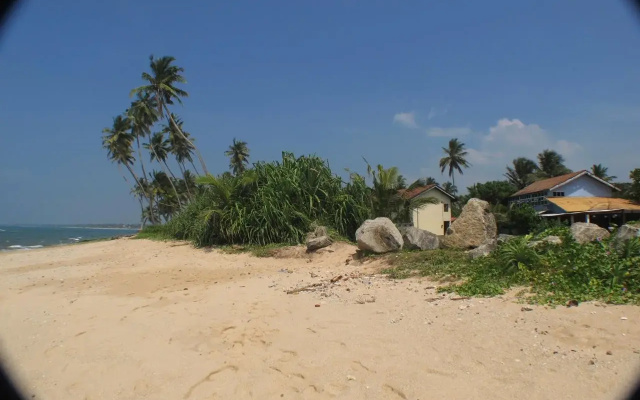 Rasika Beach Hotel