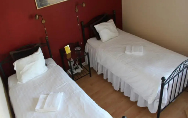 Hotell Zlafen Bed and Breakfast