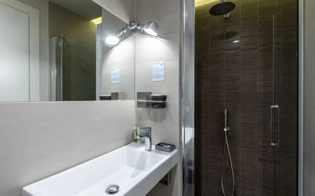 Blue Inn Luxury Suites