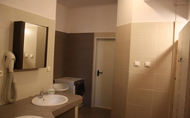 Hostel Globart
