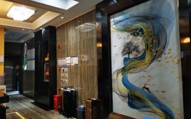 Zerman Hotel (Zhonghuan International Branch, Yunling Middle Road)