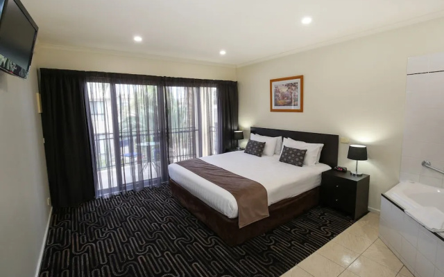 Aquarius Apartments and Cabins