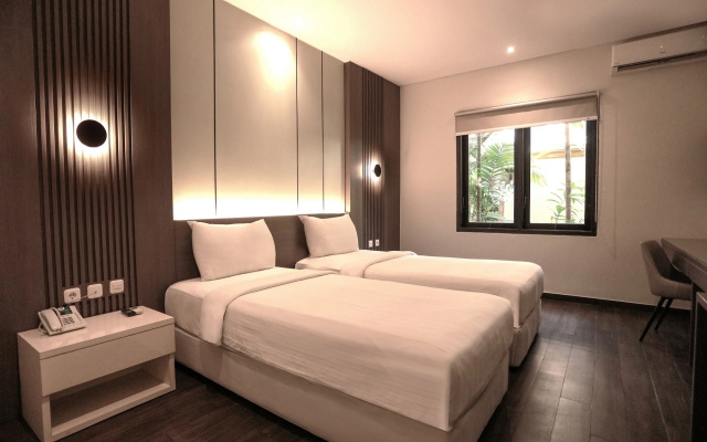 Lotus Garden Hotel