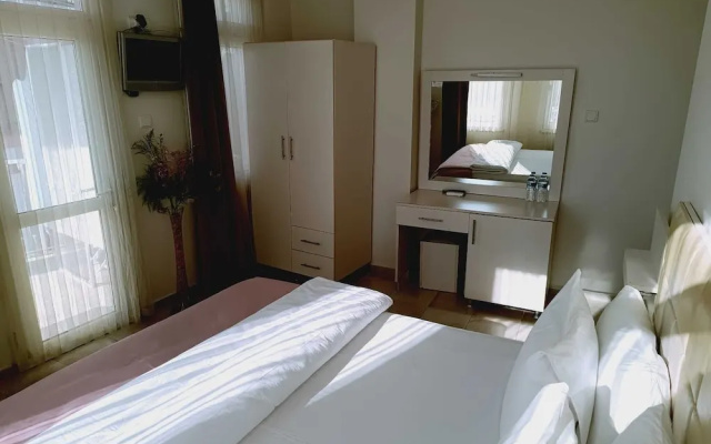 Koboroz Hotel