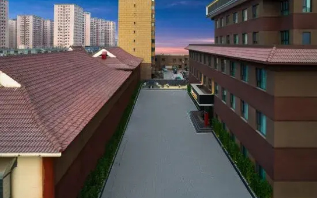 IU Hotel (Aktau Branch)