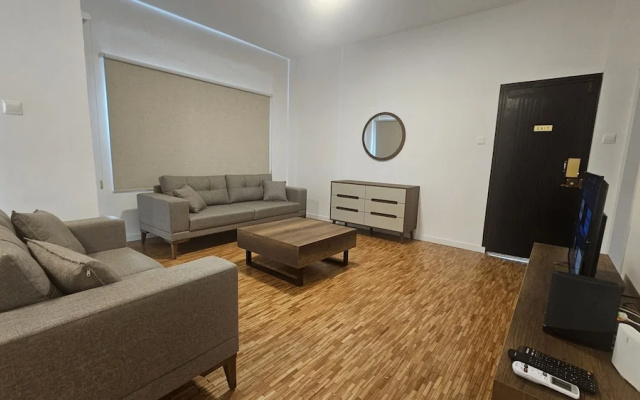 92 NIC - Stay Hydra Comfort Apartment