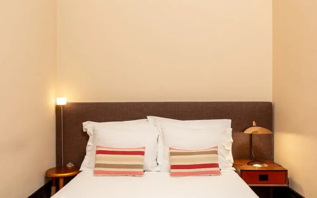 Charming Apartment in Porto's Heart