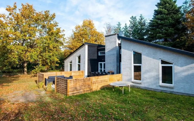 10 Person Holiday Home in Glesborg