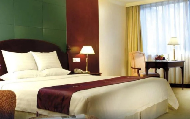 Palm Hotel