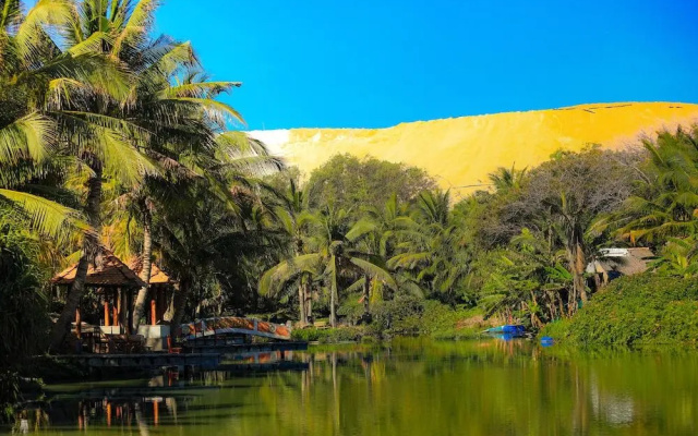 Kega Lighthouse Resort