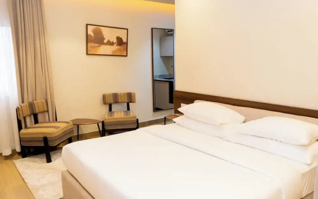 7EVEN Suites