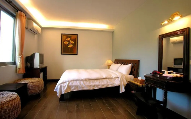 Li Ting B&B