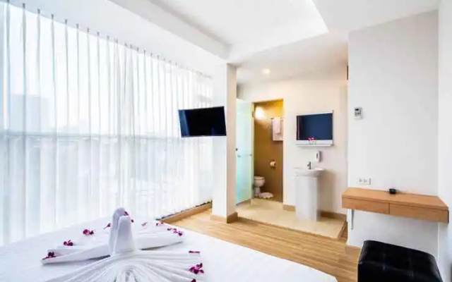 Solo Express Sukhumvit 81