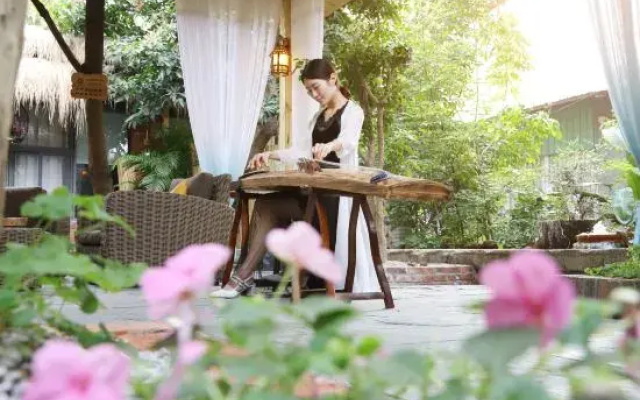 Yuyetang Private Soup Homestay (Guangzhou Panyu Bangjiang Zhan)