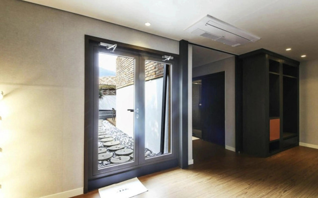 Dae Sung Kwan Hotel
