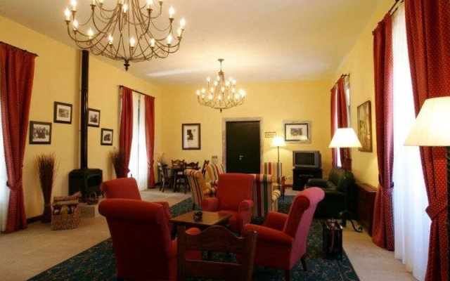 Hotel Monasterio de Aciveiro