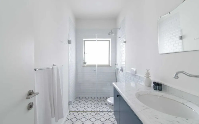 TLV Center by TLV2rent