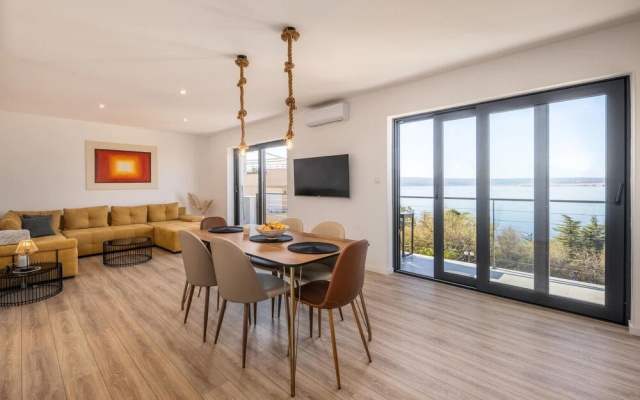 Amazing Apartment in Dramalj With 2 Bedrooms and Wifi