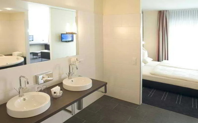 Novina Hotel Herzogenaurach Herzo-base (ex.ramada)