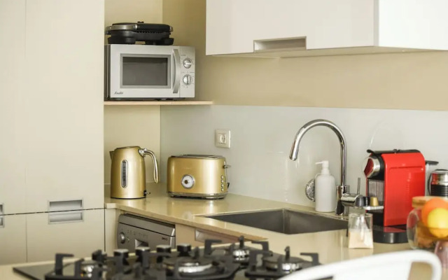 White Blossom 1BR Apt Near Dizengoff CTR