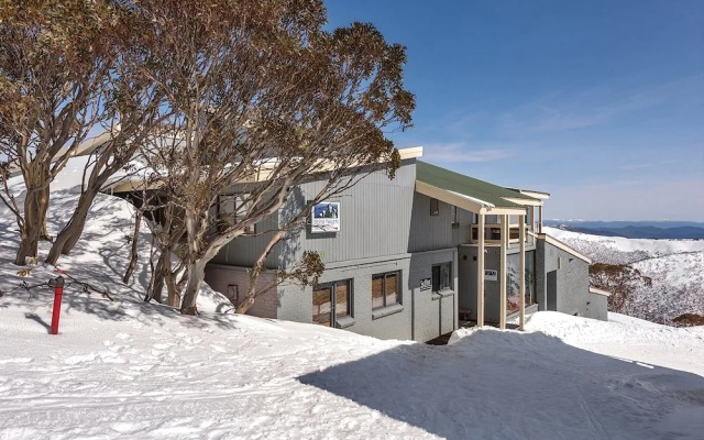 Alpine Heights 9