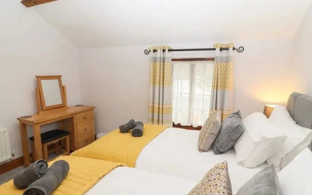 Fryston Cottage
