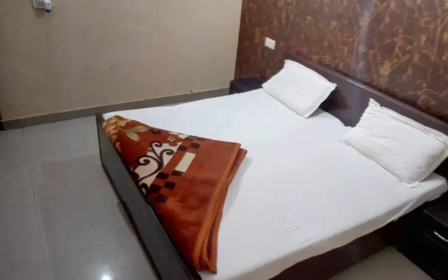 Akash Guest House