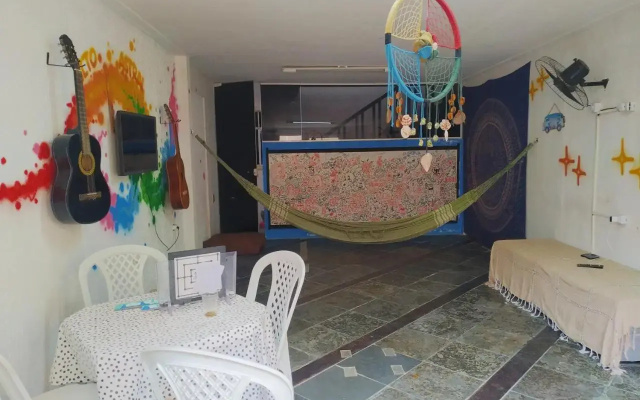 Surf & Arte Hostel