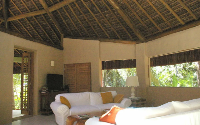Nirvana Beach Hotel Bahia