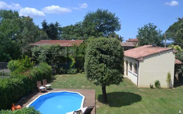 Cozy Holiday Home in Arezzo With Swimming Pool