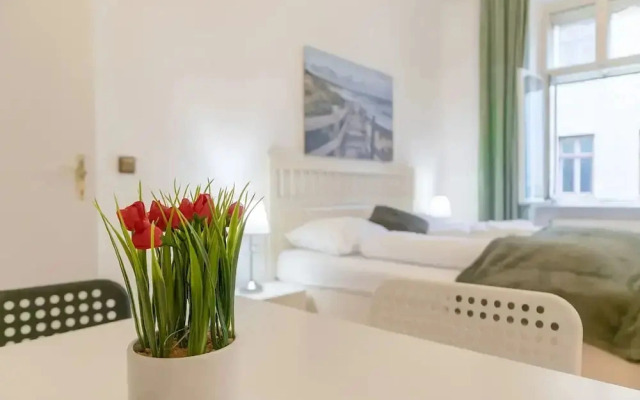 Bright Central Rooms Ideal For Long Stay