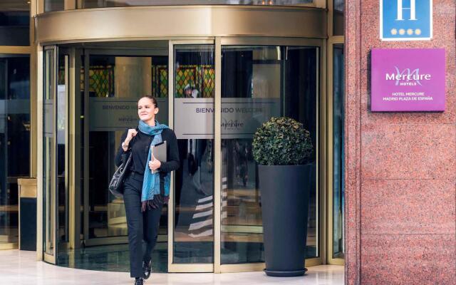 Mercure Madrid Plaza De Espana Hotel вид на фасад