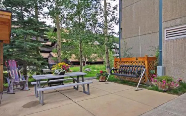 SH402 Summit Condo