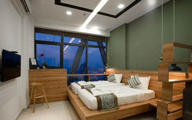 The Snowbell Hotel & SPA @ The Bridge.