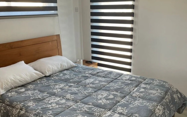 Impeccable Luxury 3-bed Apartment in Albion