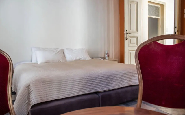 Heart of Old city 3BR by Ahlan Hospitality