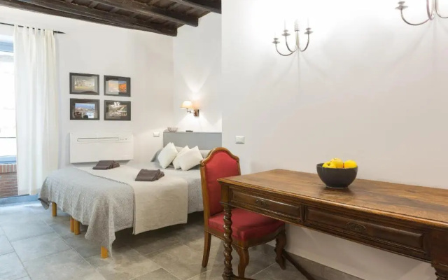 Roman Forum Suite