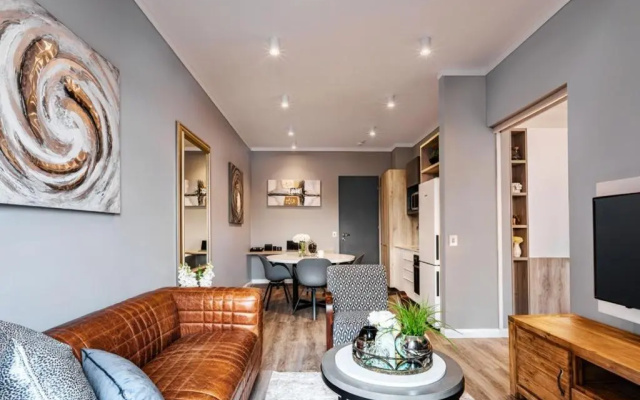 Menlyn Maine Residence Unit 1419