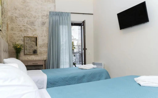 2 bedrooms appartement with enclosed garden and wifi at Ρούστικα