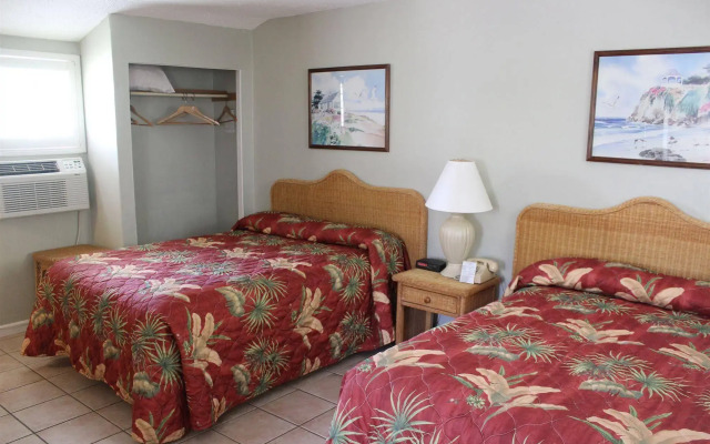Shoreline Suites & Cabana Cottages