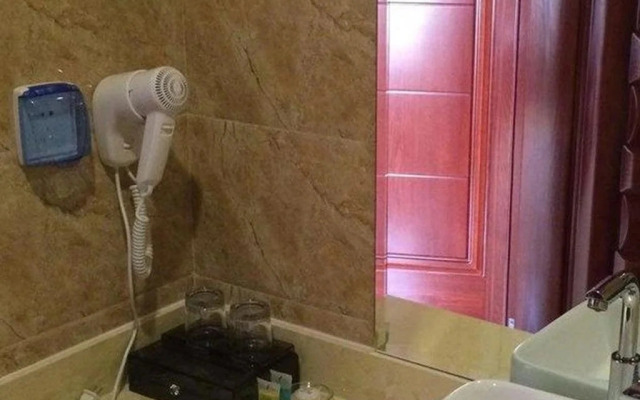 Xinbao Business Hotel