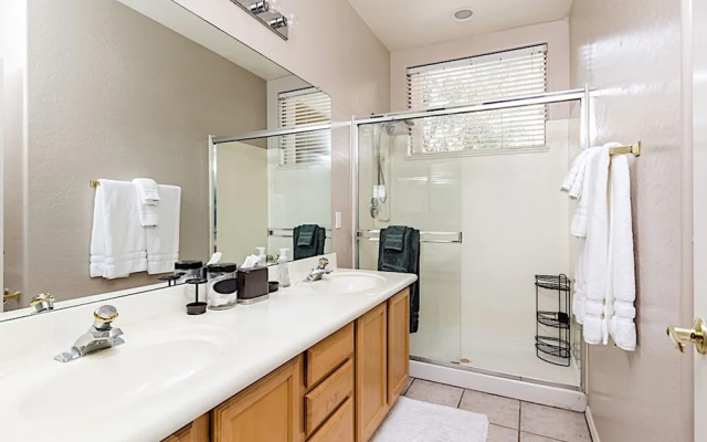 Arroyo Madera 119 3BR Townhome by Casago
