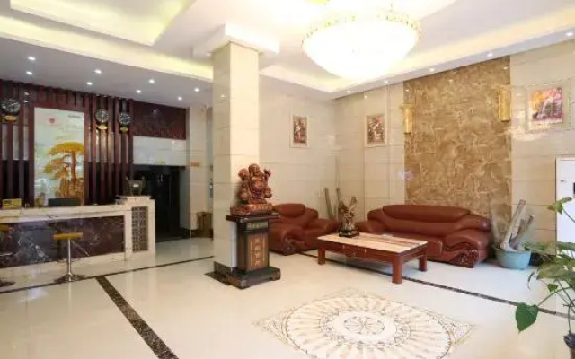 Yueyang Kuaileju Fashion Hotel (Bazi Gate High-speed Rail East Station)