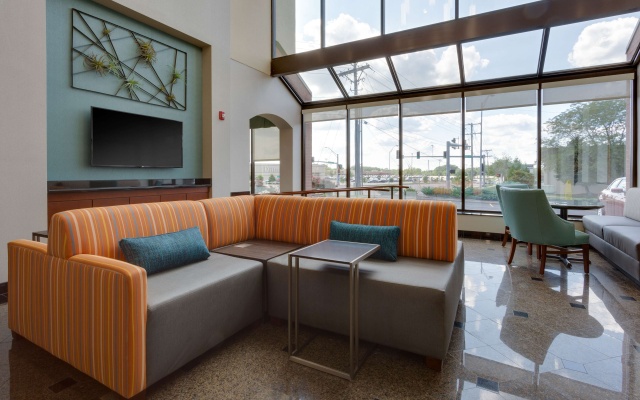 Drury Inn & Suites Columbia Stadium Boulevard
