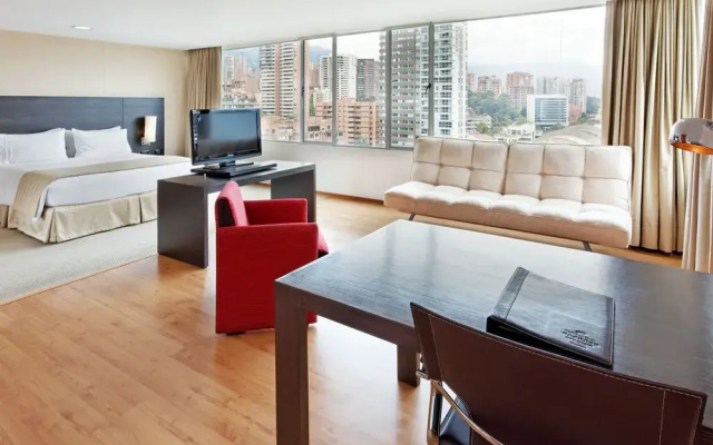 Holiday Inn Express & Suites Medellin, An Ihg