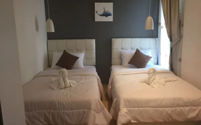 Lanna Thai Hostel Chaing Mai