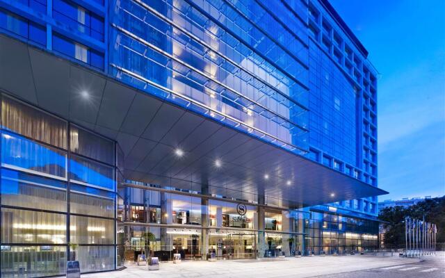 Sheraton Porto Hotel & Spa вид на фасад